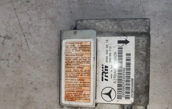 Mercedes-Benz ML W163 Airbag control unit/module A0025422018