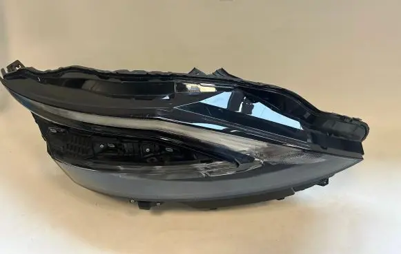 Nissan Qashqai J12 Headlight/headlamp
