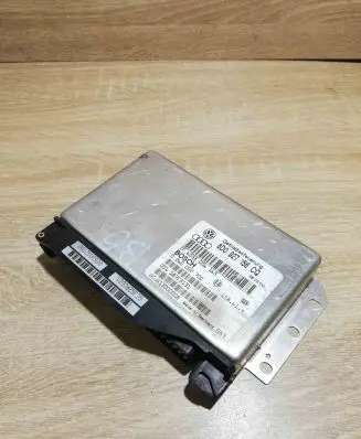 Audi A4 S4 B5 8D Gearbox control unit/module 8d0927156cq 0260002700