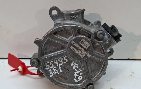 Opel Astra K Vacuum pump S27639729 55495381