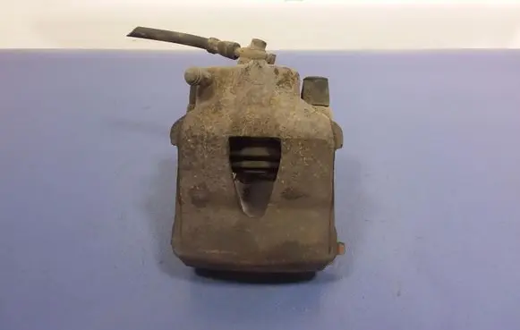 Skoda Octavia Mk1 (1U) Front brake caliper