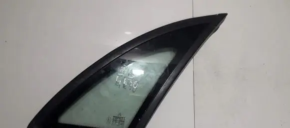 Citroen C5 Rear side window
