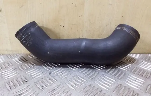 Ford Mondeo Mk III Intercooler hose/pipe 2S7Q6K769AC