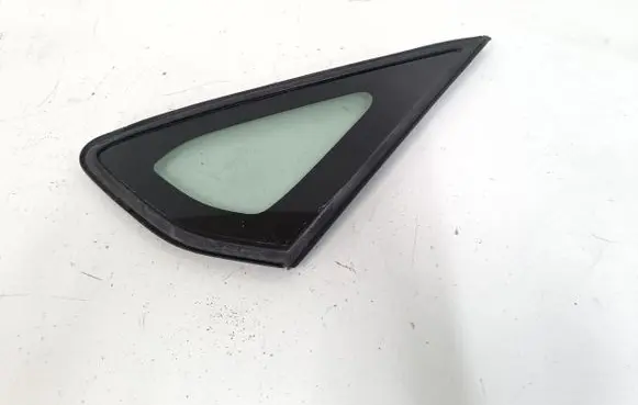Toyota Prius (XW20) Front triangle window/glass 43R00034
