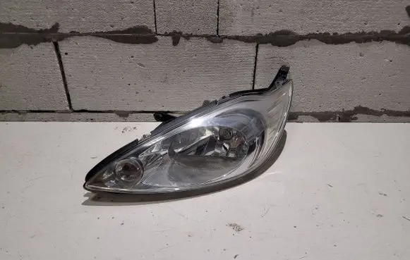 Ford Kuga II Headlight/headlamp 7034012