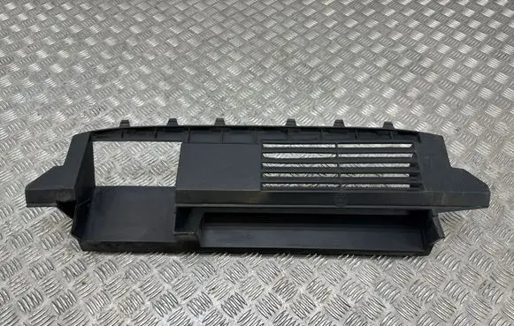 Opel Combo E Intercooler air guide/duct channel 9821840980