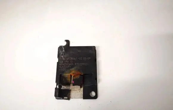 BMW 3 E46 Antenna control unit 8450692846102 84506928461-02
