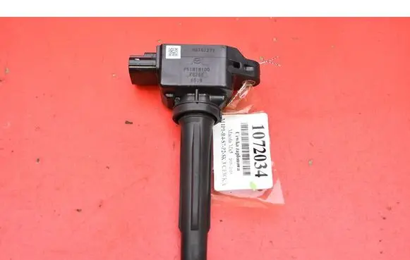 Mazda MX-5 NA Miata High voltage ignition coil P51B18100