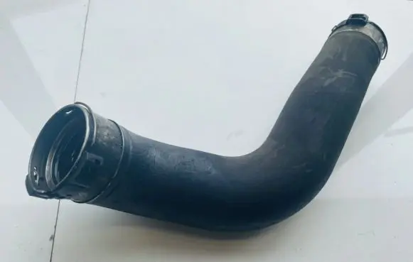 BMW 5 GT F07 Intercooler hose/pipe 5741180706