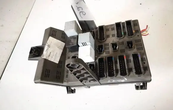 Renault Laguna I Fuse box set 7700821586