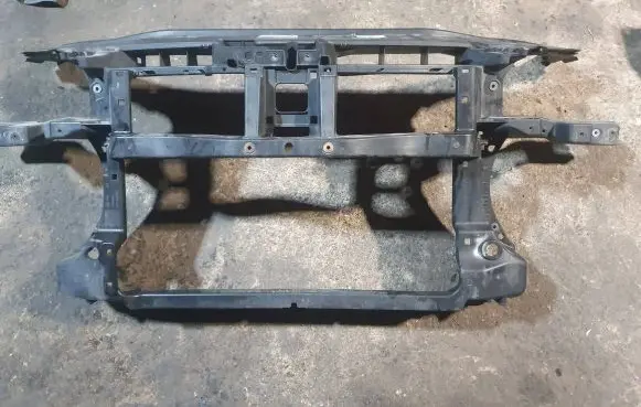 Volkswagen PASSAT B6 Radiator support slam panel 3C0805594D 3C0805588F