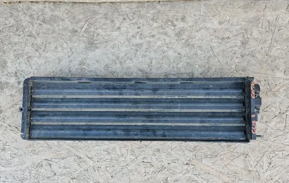 Renault Captur Intercooler air guide/duct channel 620C45475
