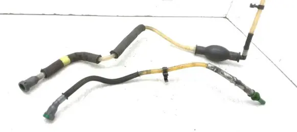 Renault Latitude (L70) Fuel line pipe 