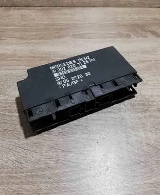 Mercedes-Benz C W202 Comfort/convenience module 2028201126 05072030