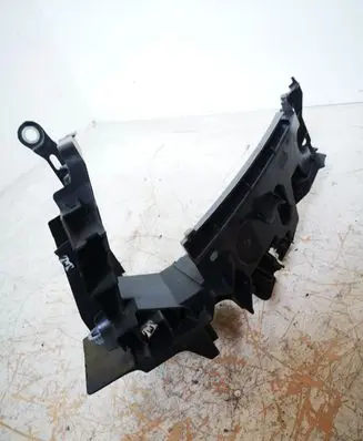 Audi Q5 SQ5 Headlight/headlamp mounting bracket 8R0805607B