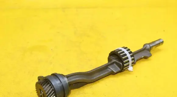 Seat Leon (5F) Oil pump balance shaft 06K103337B