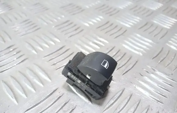 BMW 1 E82 E88 Electric window control switch 6935534