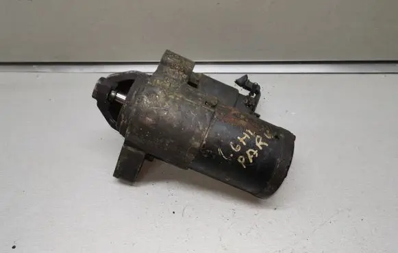Citroen C4 I Starter motor 9663528880