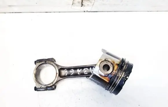 Volvo S40, V40 Piston with connecting rod