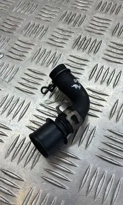 Toyota Urban Cruiser (XP110) Breather hose/pipe 