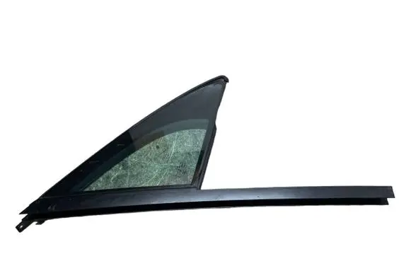 Volkswagen Touareg II Front door vent window glass four-door 7P6845114 7P5845114 7P0845114