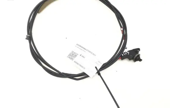 Nissan Qashqai Fuel cap flap release cable 