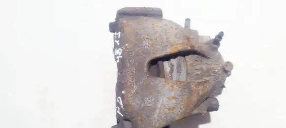 Opel Zafira A Front brake caliper