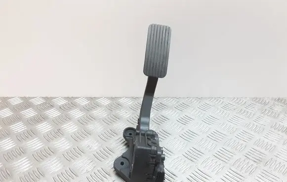 Hyundai i30 Accelerator throttle pedal