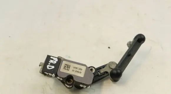BMW X6M F86 Headlight/headlamp level sensor 6870200 6879442 6854862