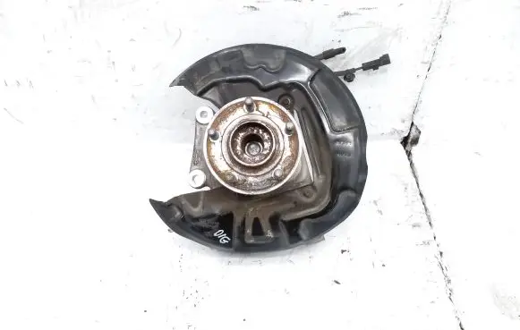 Ford Fusion II Rear wheel hub spindle/knuckle DG9C5B758A