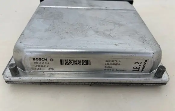 Volvo XC90 Engine control unit/module 0281011441 1039S04101 30646978