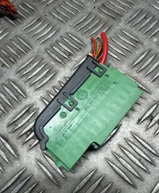 Audi A7 S7 4G Fuse module 8K0941824G