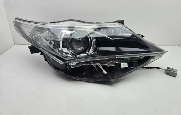 Toyota Auris E180 Headlight/headlamp 8113002J71 89909426