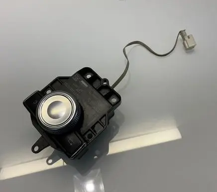 Mercedes-Benz E W212 Head unit multimedia control A2128701551 A2044420368 A2128701851