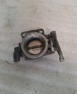 Renault Scenic I Throttle valve