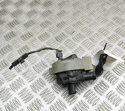 Skoda Enyaq iV Electric auxiliary coolant/water pump 1EA965567D