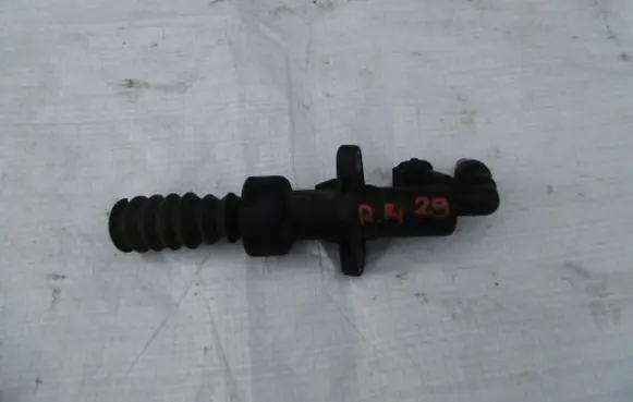 Clutch slave cylinder