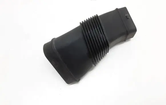 Volvo S60 Air intake hose/pipe 30671772