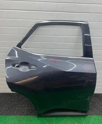 Lexus NX Rear door 