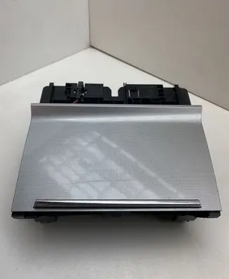 Skoda Octavia Mk3 (5E) Ashtray (front) 5E1863077B