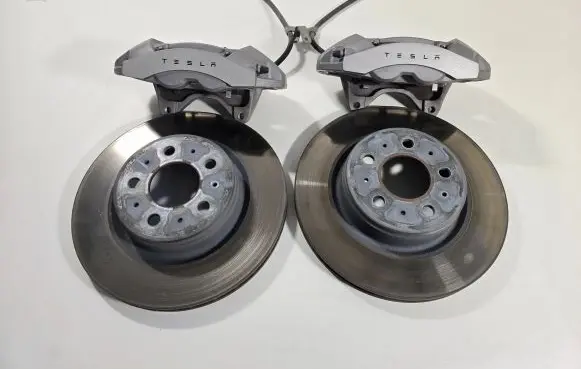 Tesla Model 3 Brake discs and calipers set 1044622-00-F 1044621-00-F 355MM