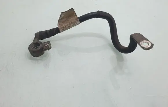 Volkswagen Touran II Negative earth cable (battery)