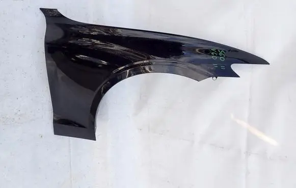 Volvo V60 Fender