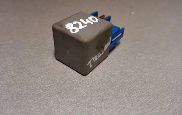 Hyundai Tucson JM Other relay 95225-3A100