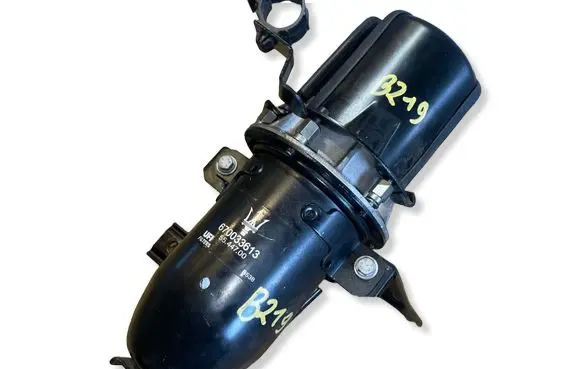 Maserati Ghibli Fuel filter housing 670033613