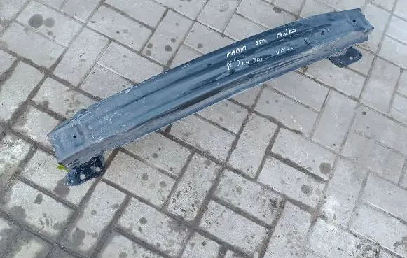 Skoda Fabia Mk1 (6Y) Front bumper cross member 6Y0807103A
