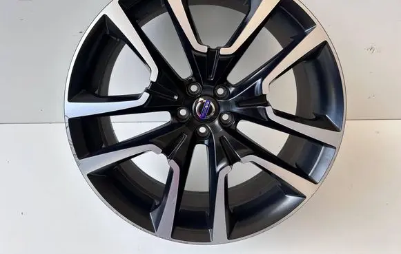 Volvo XC90 R22 alloy rim 31454328