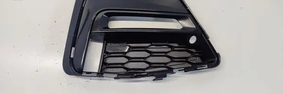 BMW 3 G20 G21 Front bumper lower grill 8069372
