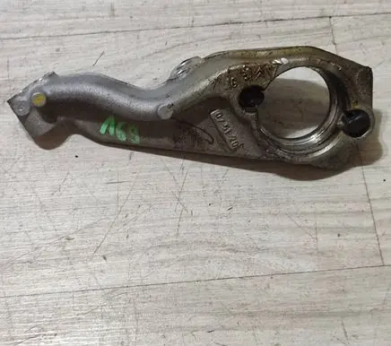 Opel Corsa F Driveshaft support bearing bracket 9801150380