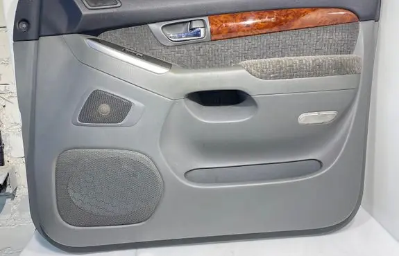 Toyota Land Cruiser (J120) Front door card panel trim 67795X1DD0